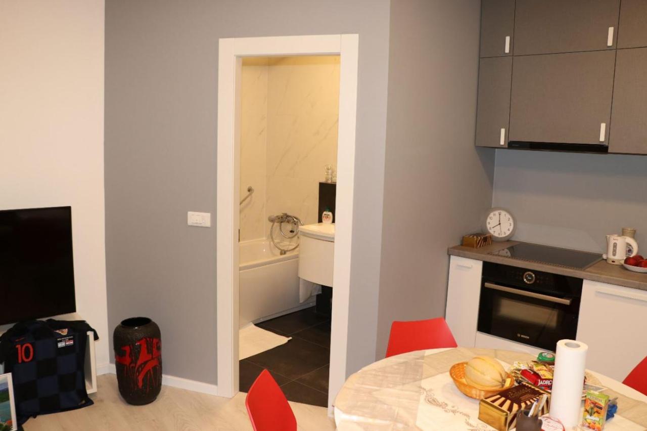 Apartman Gusar -Top Position, Close To The Center And The Beach, Fully Equipped Omiš Exteriér fotografie