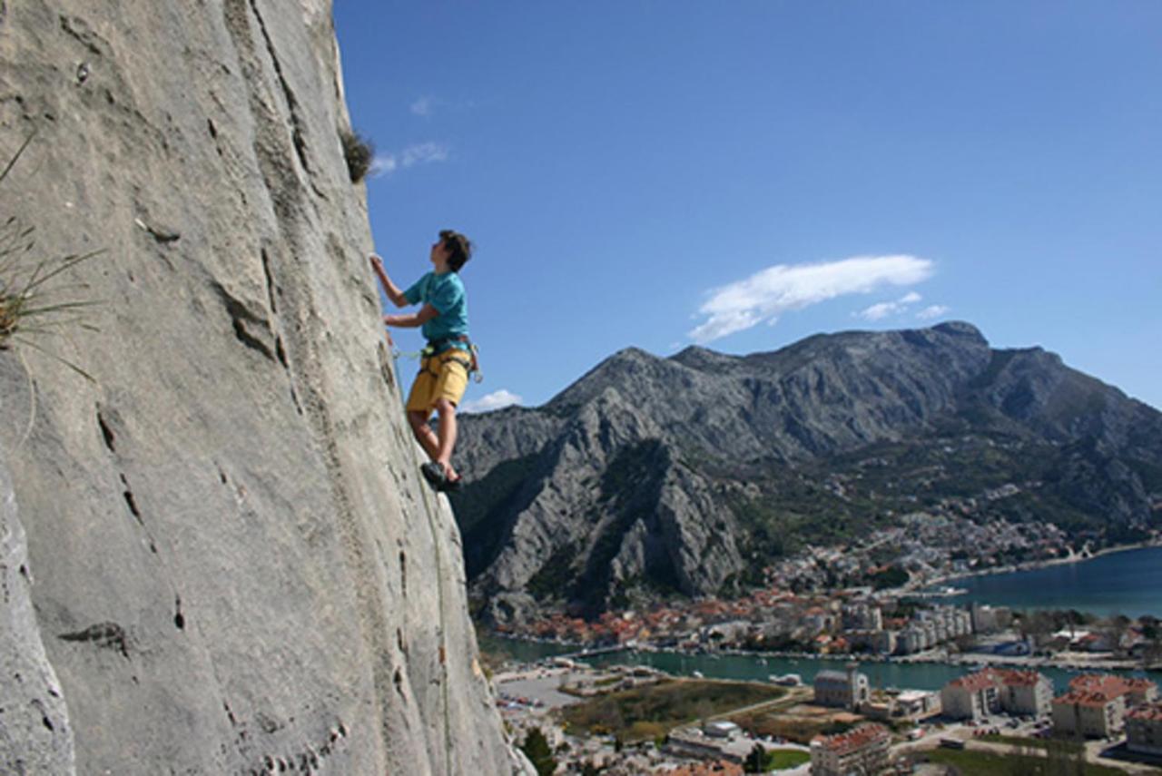 Apartman Gusar -Top Position, Close To The Center And The Beach, Fully Equipped Omiš Exteriér fotografie